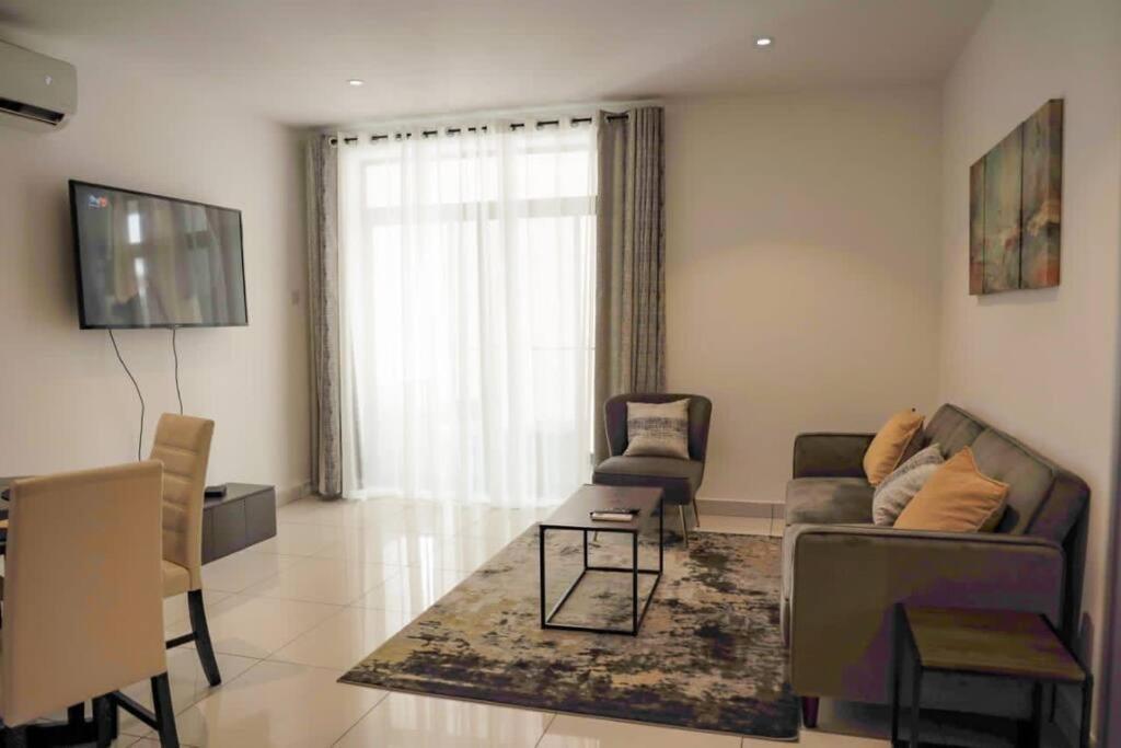 Apartamento Sunshine Large 1Bed + Big Balcony @Embassy Gardens Acra Exterior foto