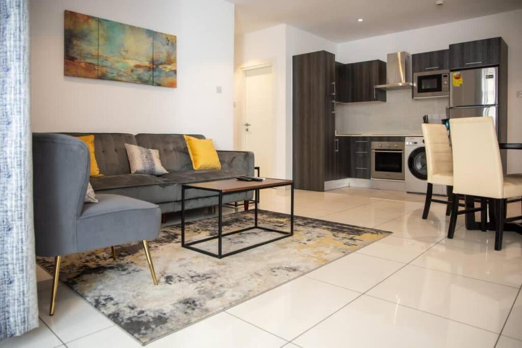 Apartamento Sunshine Large 1Bed + Big Balcony @Embassy Gardens Acra Exterior foto